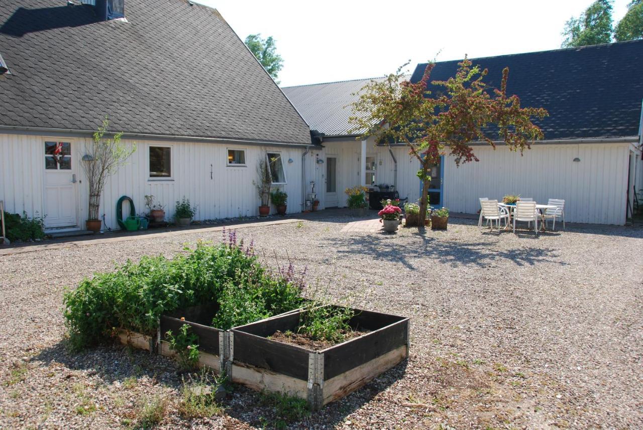 Quistgaarden Bed & Breakfast Spjellerup Exterior photo